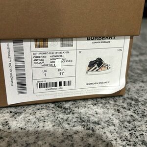 Burberry newborn sneakers